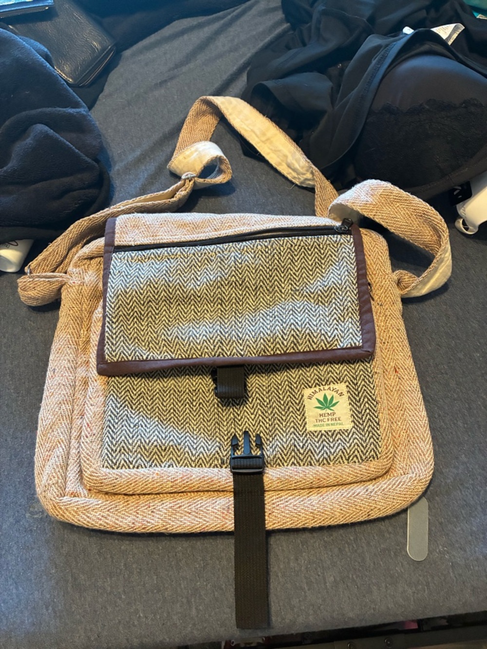 Hemp-Blend Crossbody Messenger Bag in Tan and Gray